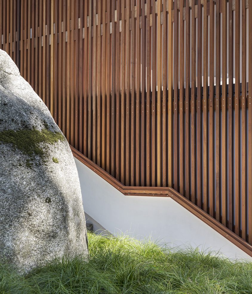detail of privacy wood screen with wood handrail