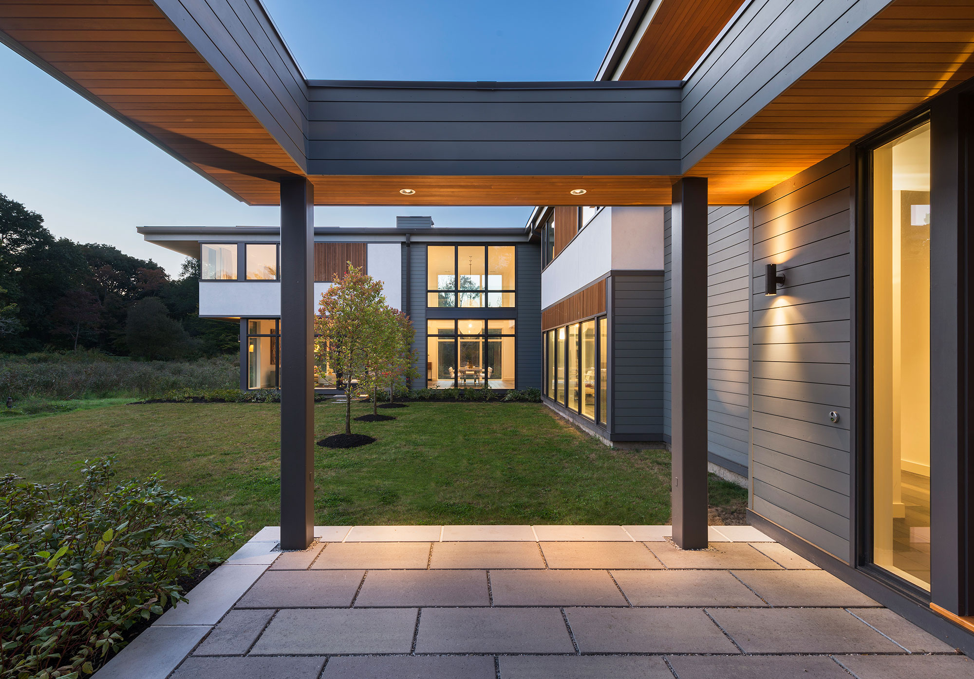 entry courtyard of 2-story modern home