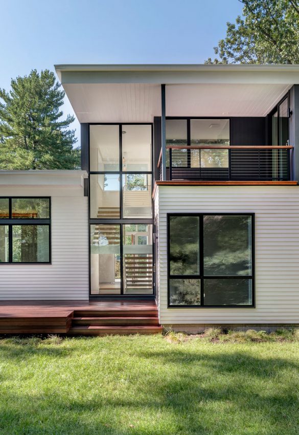 exterior of modern home from rear